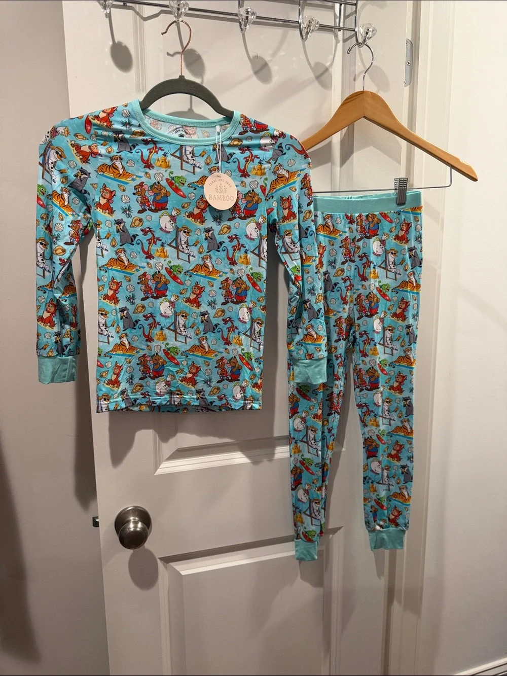 Kids Disney friends SummerTime fun Bamboo Pajama Set size 7/8 NWT
